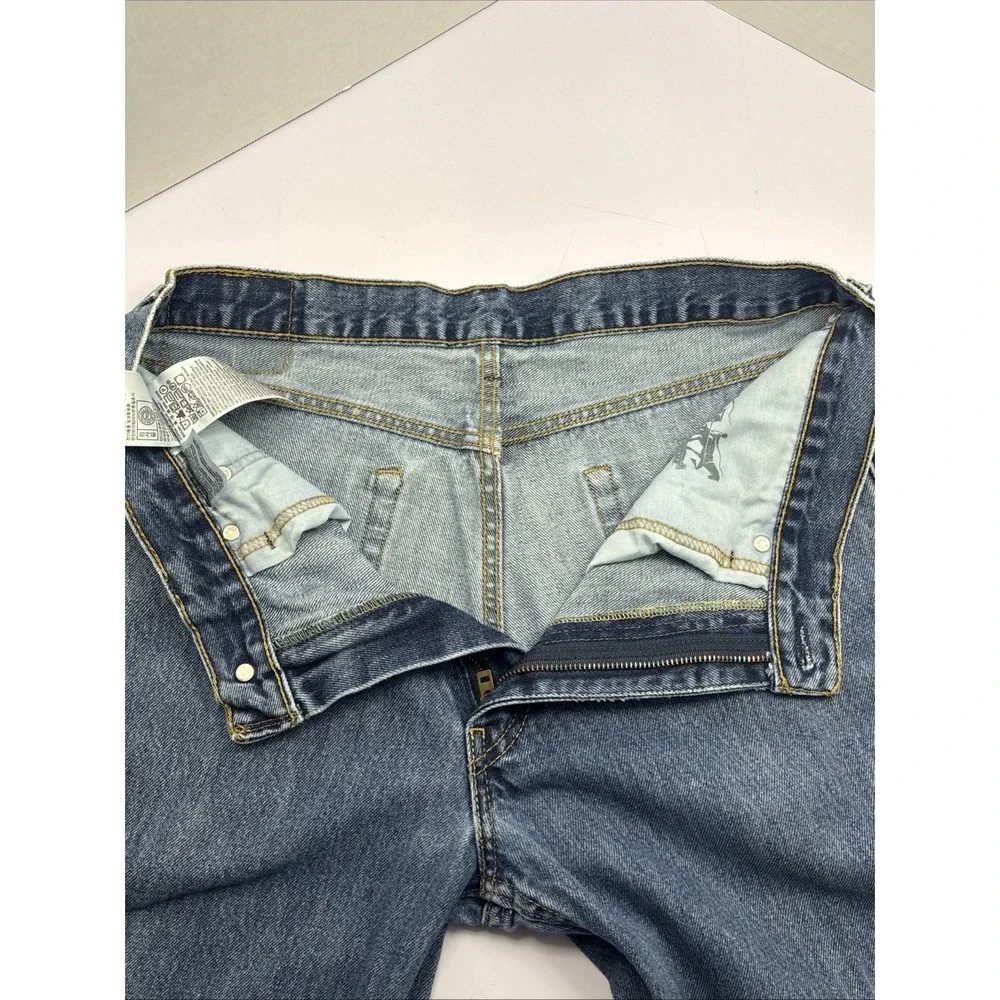 Levis levi 550